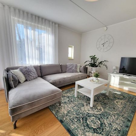City Center Bright Home Talin Exterior foto