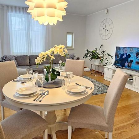City Center Bright Home Talin Exterior foto